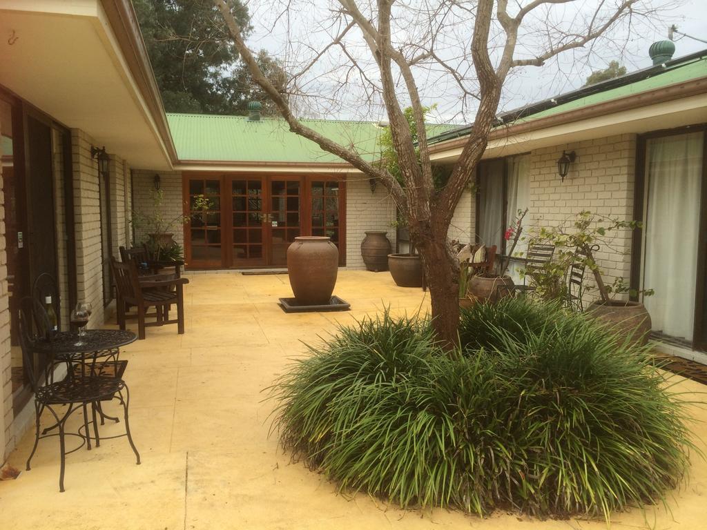 Nivalis Bed & Breakfast *